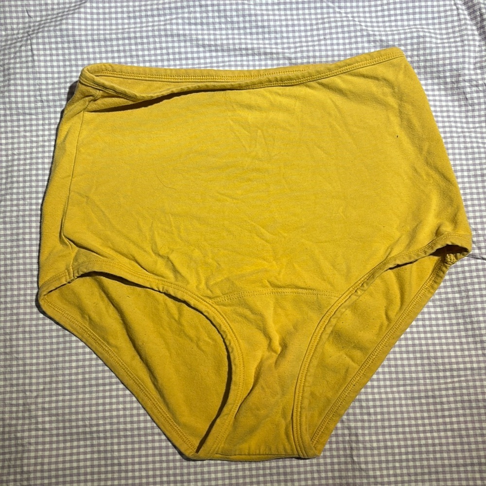 ARQ High-Waisted Underwear